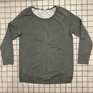 Athleta Sweater Womens Medium Long Sleeve Lightweight Knit Pullover Green